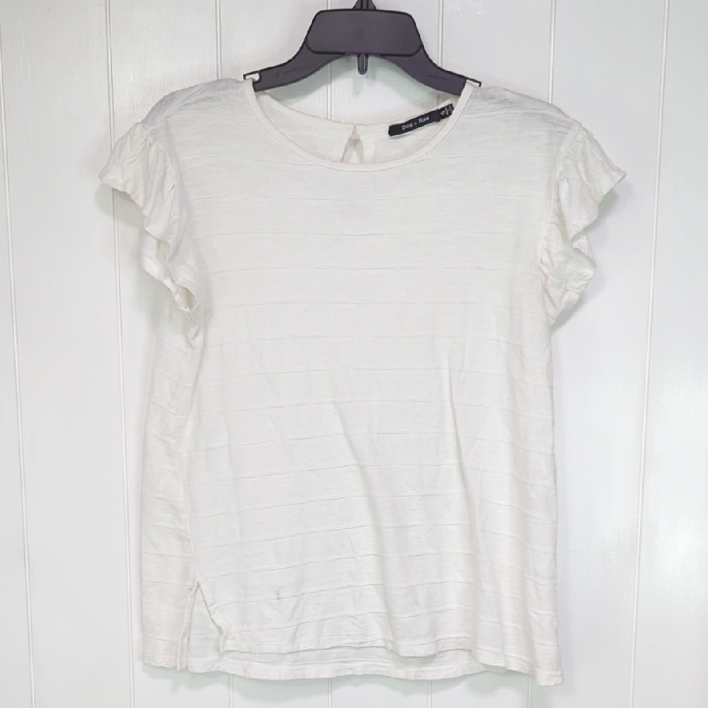 ❤️5/$25  White Ruffle Sleeve Top